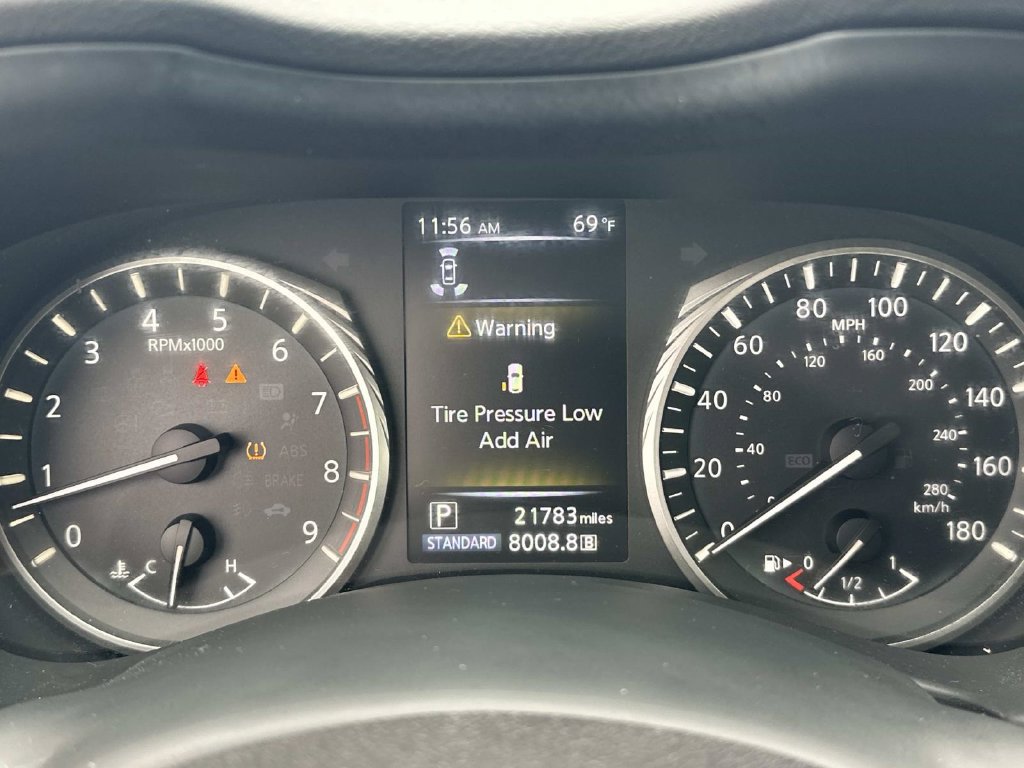 Used 2023 INFINITI Q50 Luxe w/ Cargo Package AWD/4WD image 31