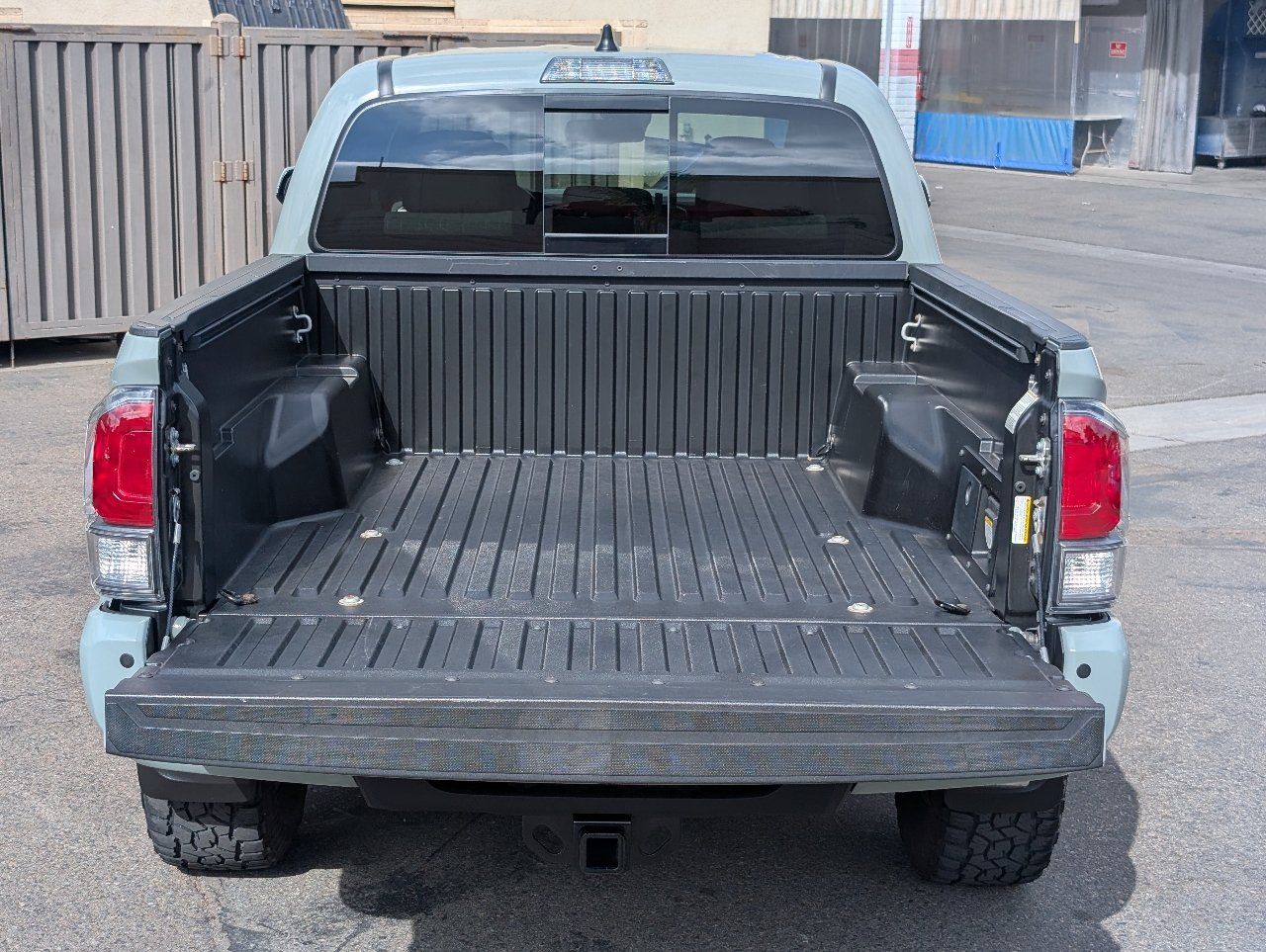 Used 2022 Toyota Tacoma TRD Sport w/ Technology Package AWD/4WD image 9