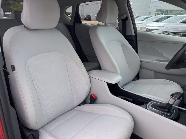 Used 2025 Hyundai Kona SEL AWD/4WD image 9