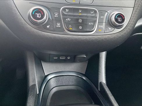 Used 2024 Chevrolet Malibu LT FWD image 33