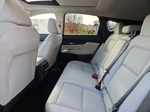 New 2026 Nissan Murano SL image 7