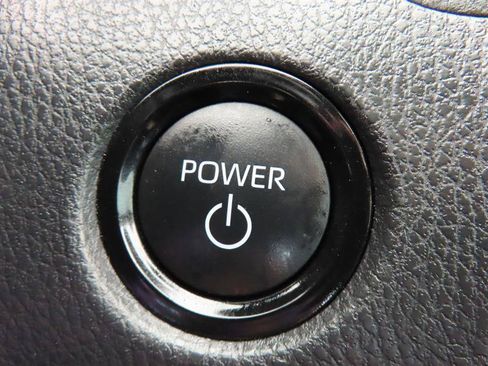 Used 2026 Toyota Camry SE w/ Convenience Package FWD image 13