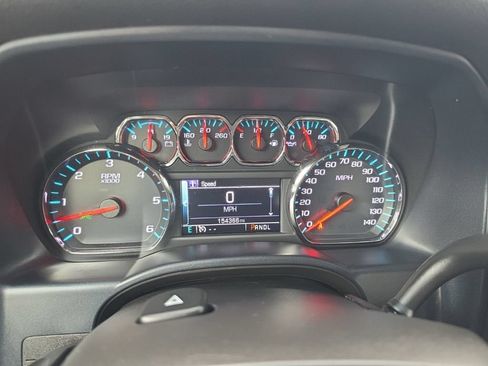 Used 2017 Chevrolet Silverado 1500 LT w/ All Star Edition AWD/4WD image 9