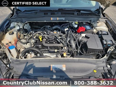 Used 2018 Ford Fusion SE FWD image 32