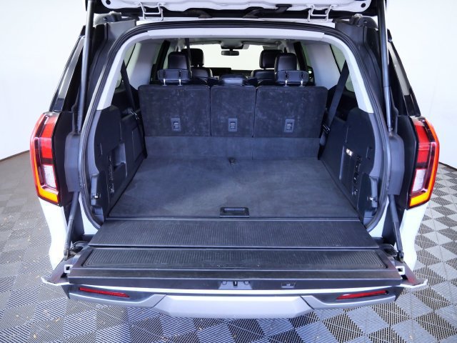 Certified 2025 Ford Expedition Max Platinum AWD/4WD image 9