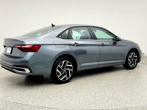 Used 2022 Volkswagen Jetta SEL FWD image 5