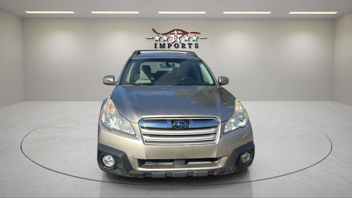 Used 2014 Subaru Outback 2.5i Premium w/ Moonroof Package AWD/4WD image 8