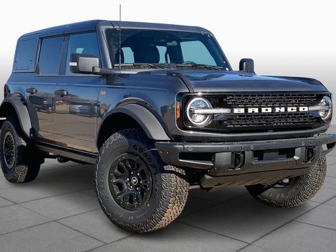 New 2025 Ford Bronco Badlands AWD/4WD image 2