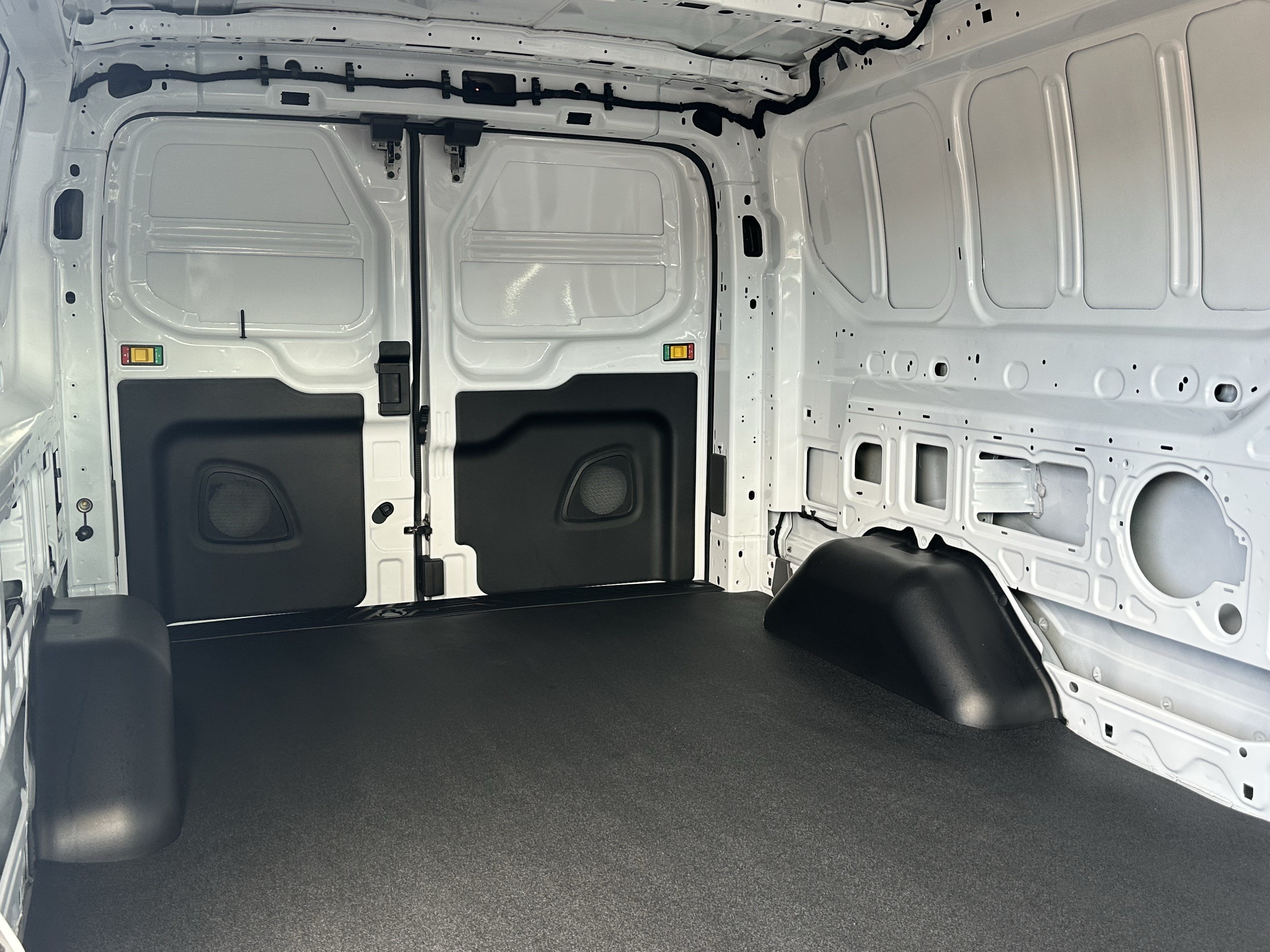 Used 2024 Ford E-Transit Low Roof RWD image 16