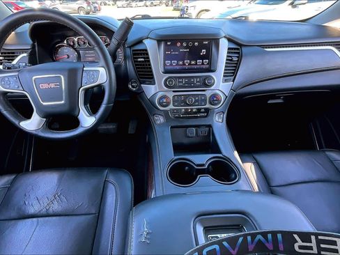 Used 2016 GMC Yukon SLT image 14