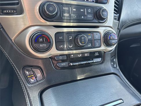 Used 2017 GMC Yukon Denali AWD/4WD image 25