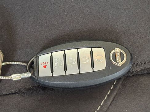 Used 2025 Nissan Altima 2.5 SV FWD image 21