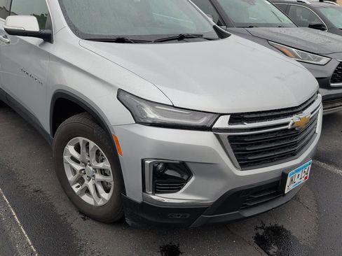 Used 2022 Chevrolet Traverse LS AWD/4WD image 7