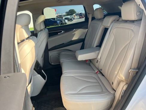 Used 2017 Lincoln MKX Reserve FWD image 38