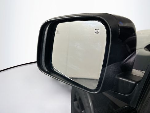 Used 2021 Jeep Grand Cherokee Freedom Edition RWD image 16