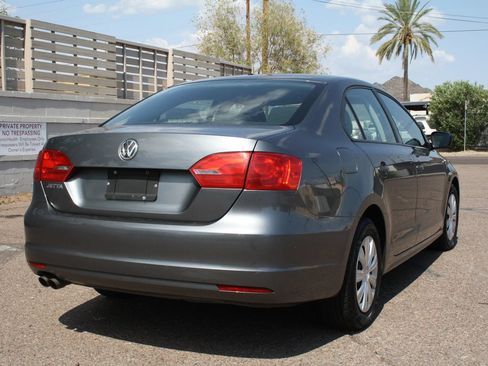Used 2012 Volkswagen Jetta S FWD image 4