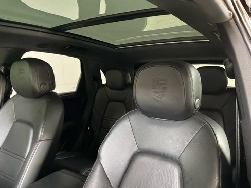 Used 2019 Porsche Cayenne S AWD/4WD image 37