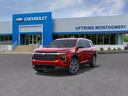 New 2026 Chevrolet Traverse LT w/ Driver Confidence Package image 8