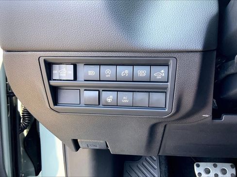 New 2026 Toyota Tundra Limited AWD/4WD image 20