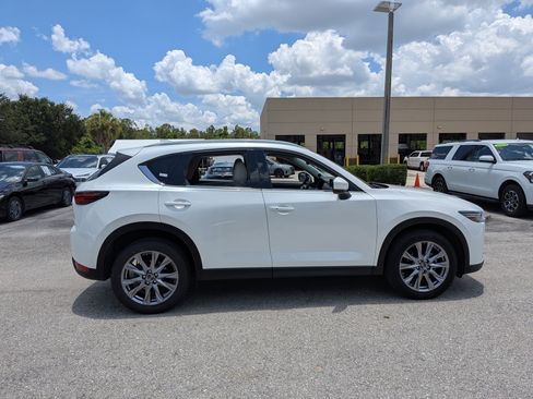 Used 2019 MAZDA CX-5 Grand Touring w/ GT Premium Package FWD image 3