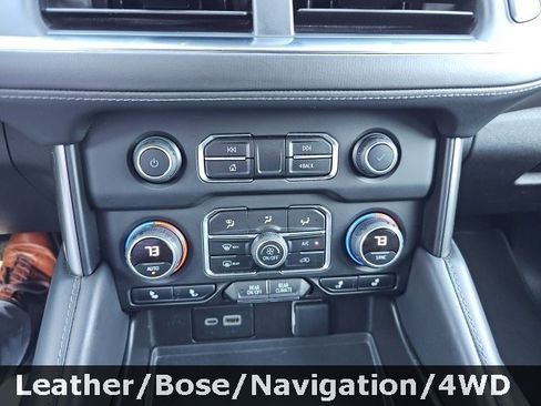 Used 2023 Chevrolet Suburban LT image 25
