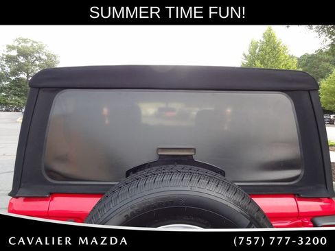 Used 2018 Jeep Wrangler Sport AWD/4WD image 46