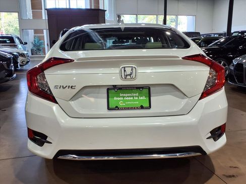 Used 2019 Honda Civic EX image 5