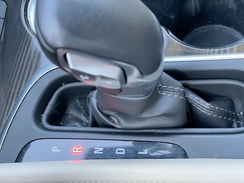 Used 2019 Buick Envision Preferred FWD image 25