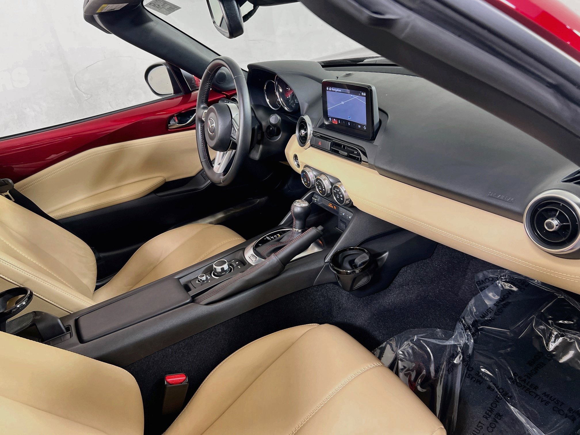 Used 2019 MAZDA MX-5 Miata RF Grand Touring RWD image 26