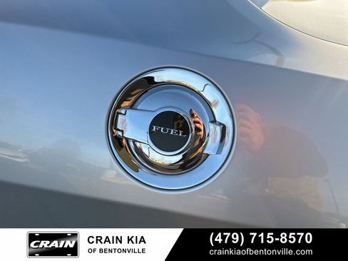 Used 2010 Dodge Challenger R/T image 16