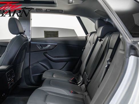 Used 2022 Audi Q8 Premium Plus image 46