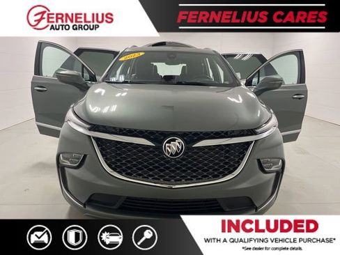 Used 2023 Buick Enclave Avenir w/ Avenir Technology Package AWD/4WD image 11