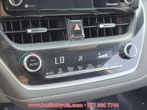 Used 2020 Toyota Corolla SE FWD image 22