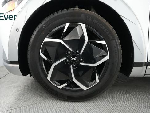 Used 2024 Hyundai Ioniq 5 Limited image 19