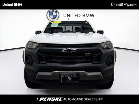 Used 2023 Chevrolet Colorado Trail Boss w/ Technology Package AWD/4WD image 2