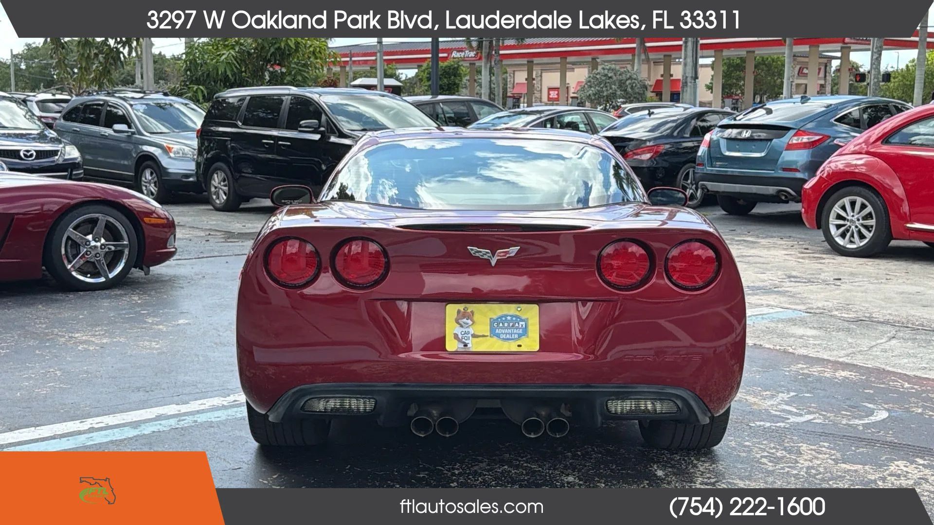 Used 2010 Chevrolet Corvette Coupe w/ 1LT RWD image 8