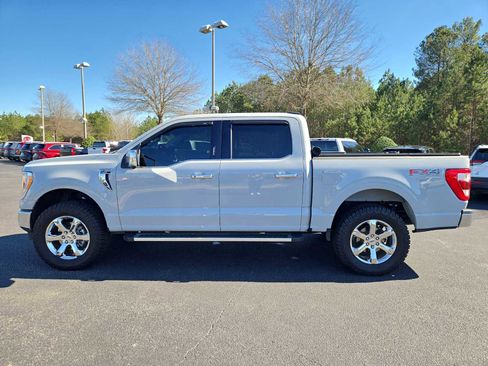 Used 2023 Ford F150 Lariat w/ Trailer Tow Package image 10