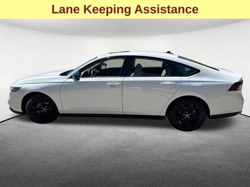 Used 2025 Honda Accord SE image 6