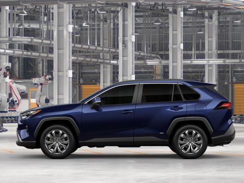 New 2025 Toyota RAV4 XLE Premium w/ Weather Package AWD/4WD image 4