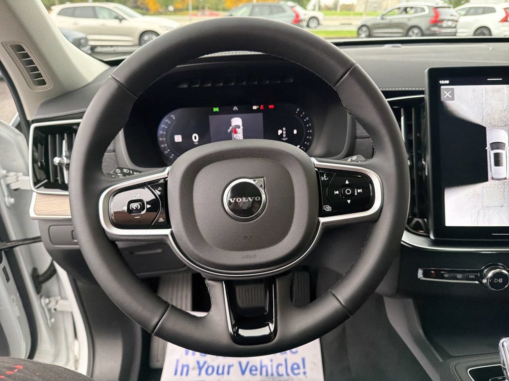Certified 2026 Volvo XC90 B6 Plus AWD/4WD image 18