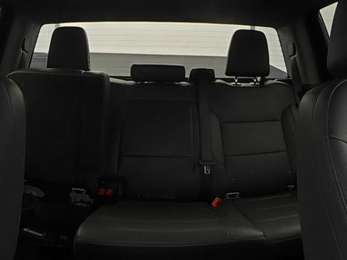 Used 2025 Chevrolet Silverado 2500 W/T w/ WT Convenience Package AWD/4WD image 10