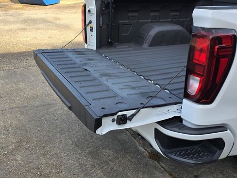 Used 2021 GMC Sierra 1500 Elevation AWD/4WD image 29
