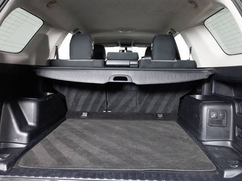 Used 2019 Toyota 4Runner SR5 AWD/4WD image 20
