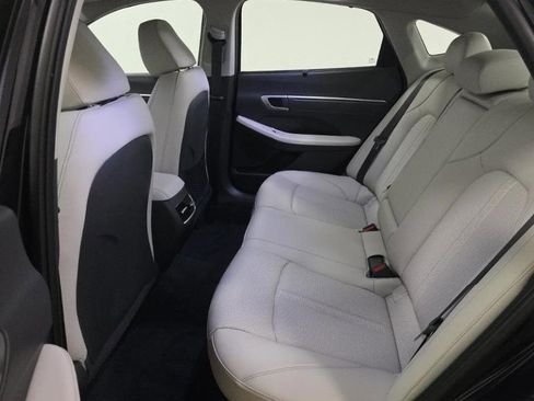 Used 2024 Hyundai Sonata Limited FWD image 12