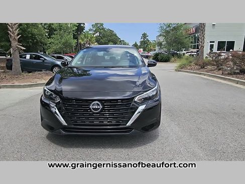 Used 2025 Nissan Sentra SV FWD image 19