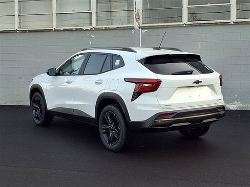 New 2026 Chevrolet Trax ACTIV w/ Driver Confidence Package image 3