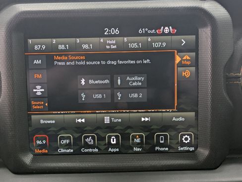 Used 2023 Jeep Wrangler Unlimited Sahara image 23