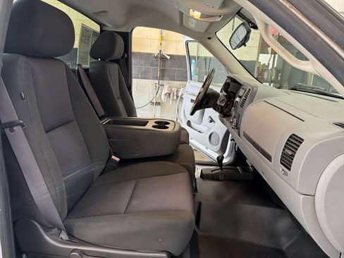 Used 2012 Chevrolet Silverado 1500 W/T w/ LS Package AWD/4WD image 22