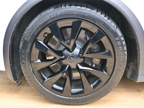 Used 2023 Tesla Model X AWD/4WD image 11