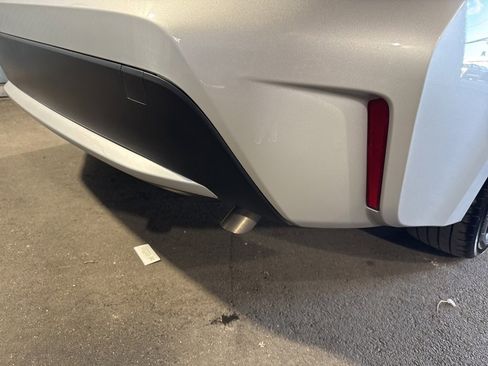 Used 2022 Toyota Corolla L image 15